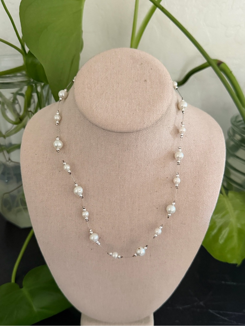 Vintage Classic White Pearl Station Necklace